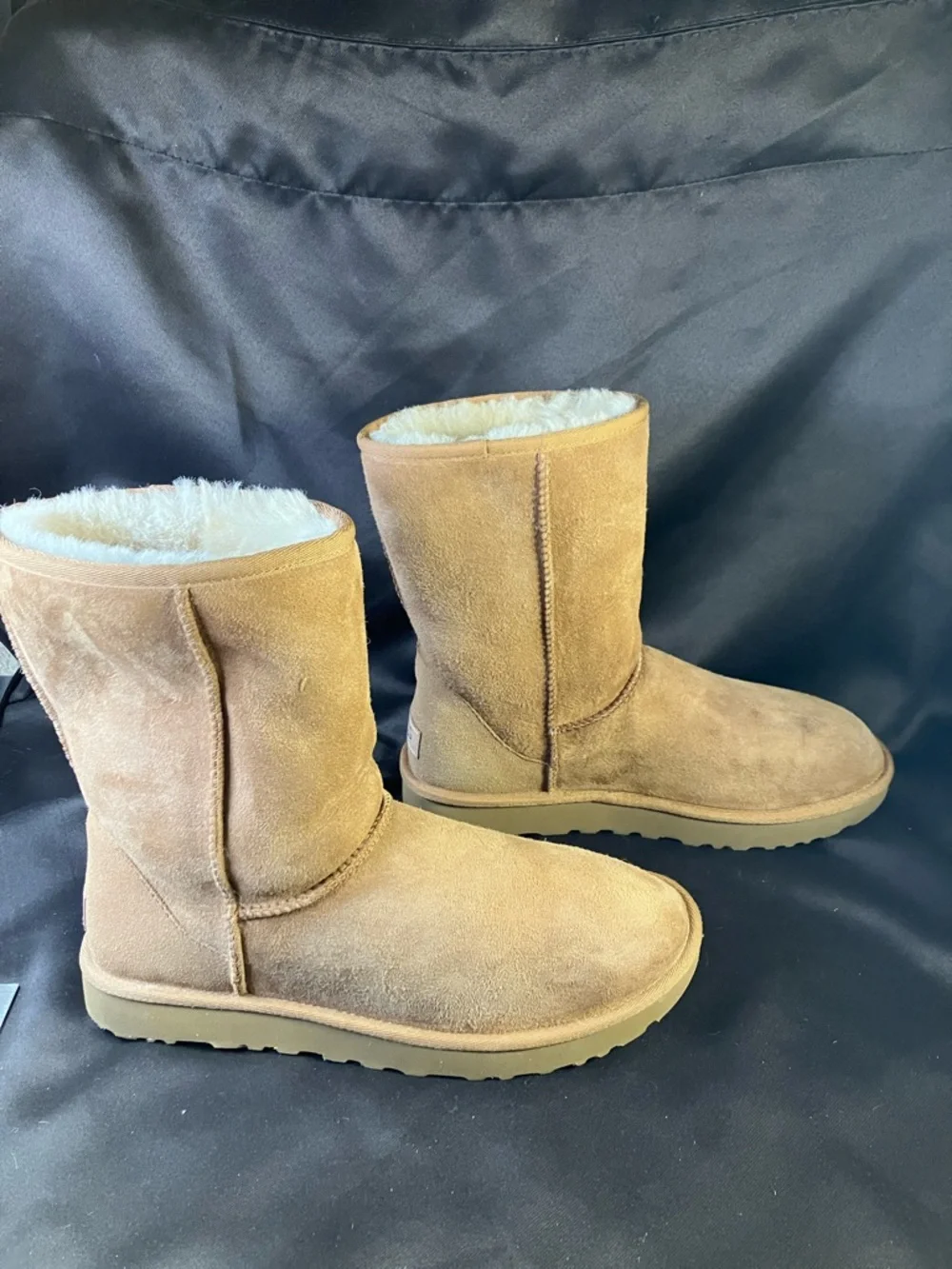 Ugg Women's Classic Short II Boots, 10M, Brown